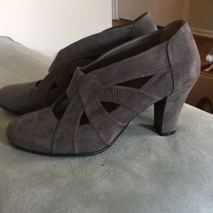 Aerosoles Gray Heels